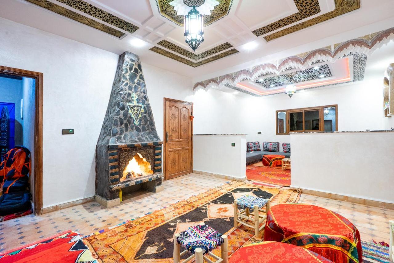 Riad Imnane Lodge Tamgaist Bagian luar foto