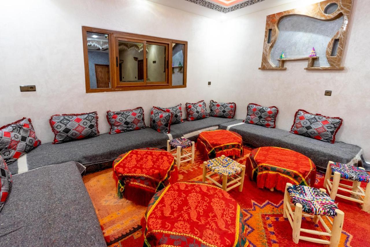Riad Imnane Lodge Tamgaist Bagian luar foto
