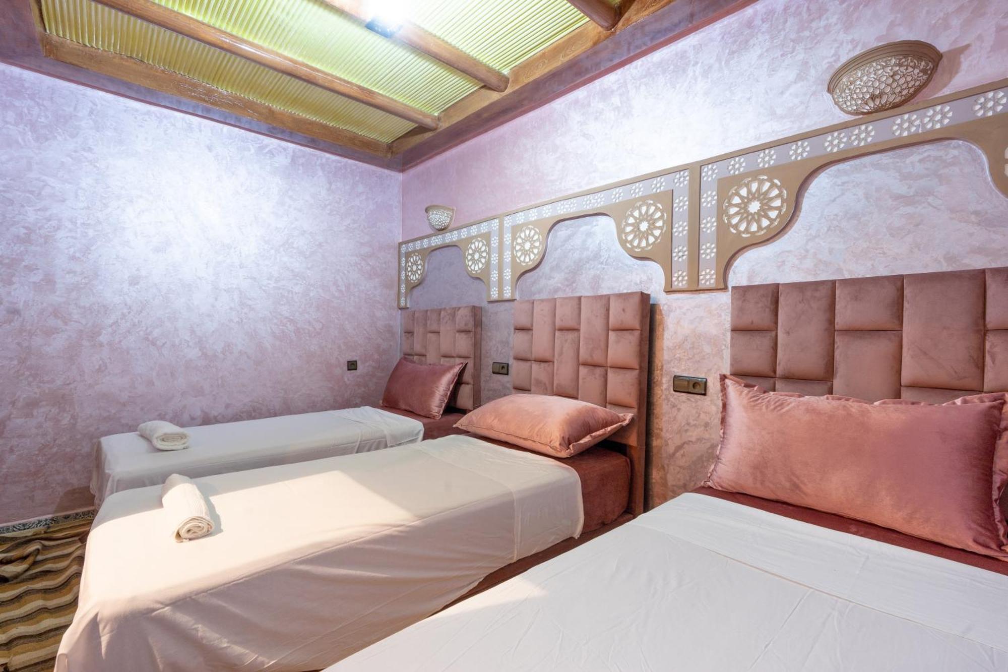 Riad Imnane Lodge Tamgaist Ruang foto